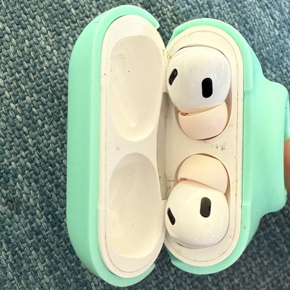 Apple White and Mint Earbud Headphones
